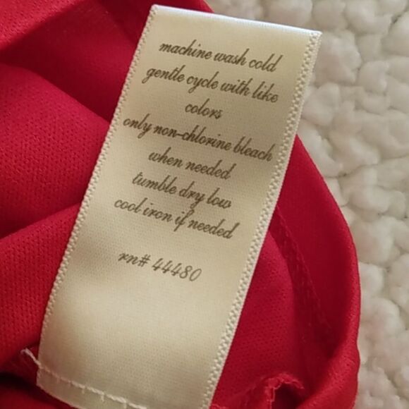 Blue Rain Sleeveless Red Lacey Floral Top - Picture 15 of 15